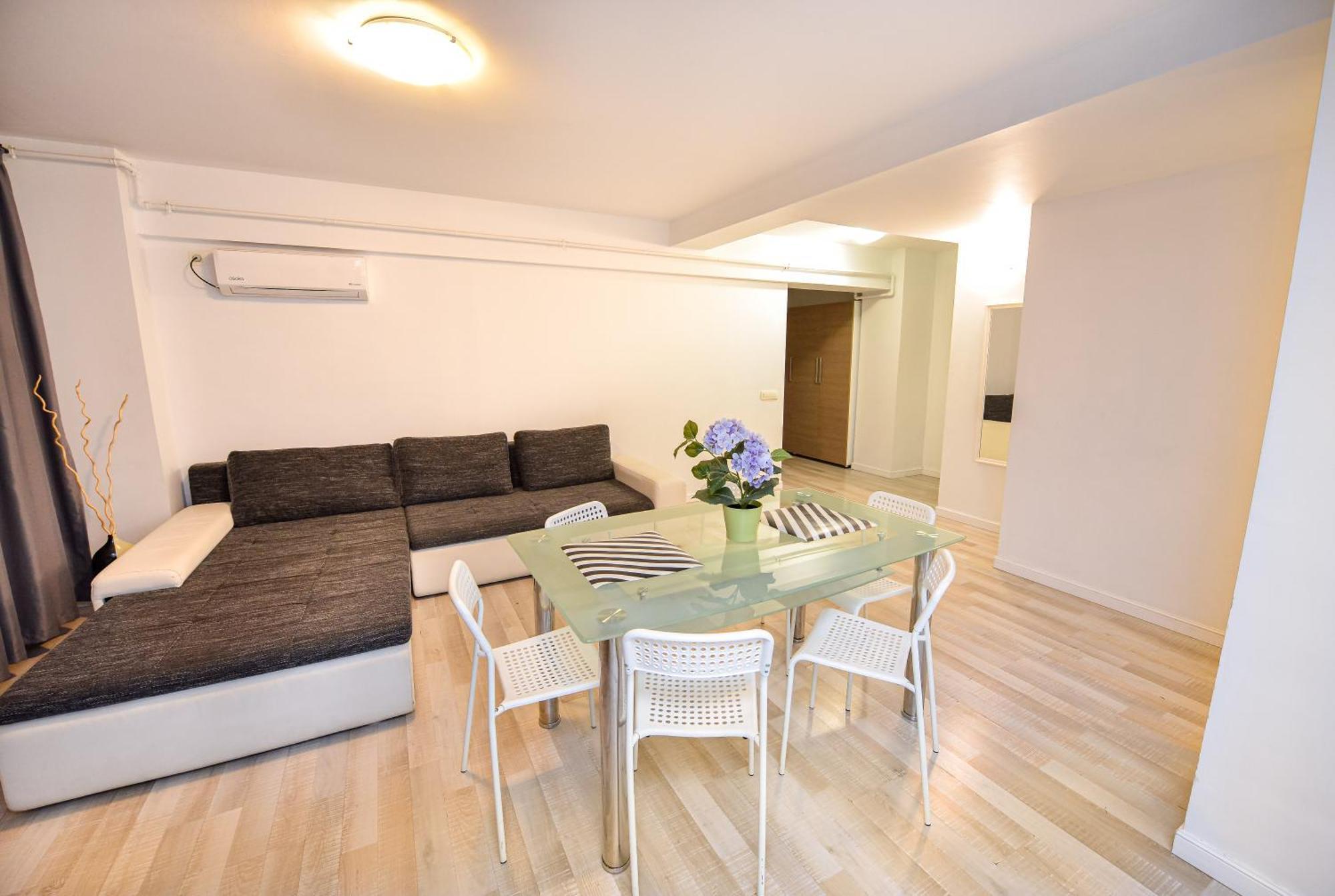 Shabbat Apartments Бухарест Екстер'єр фото